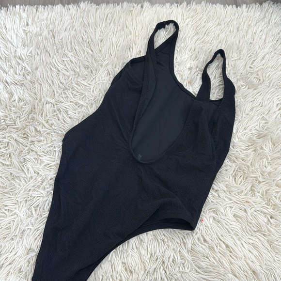 Solid & Striped Zoya One Piece Noir - Picture 6 of 8